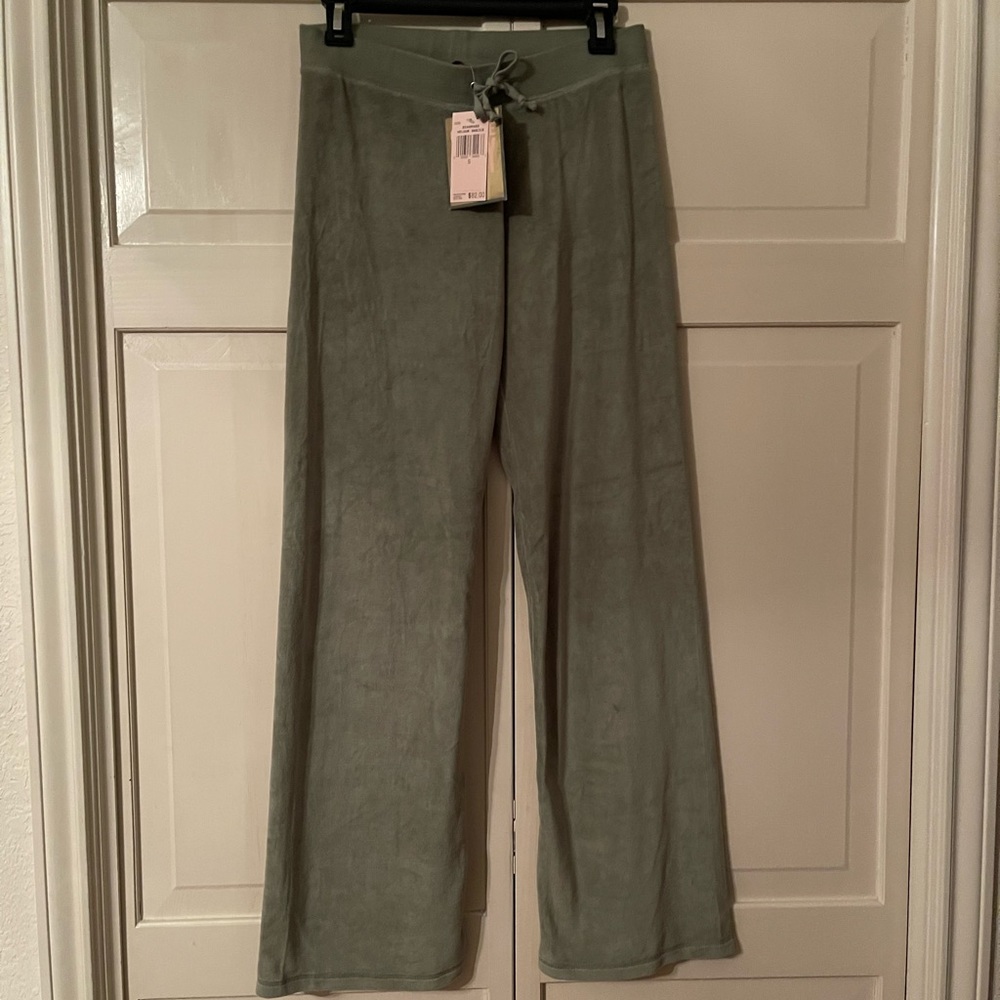 New with Tags Juicy Couture Velour Pants Small